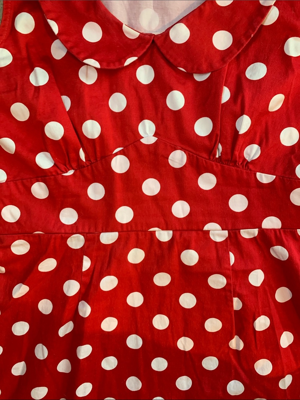Sleeveless Vintage Inspired Red Polka Dot Mini Dress with Peter Pan Collar - Picture 4 of 11